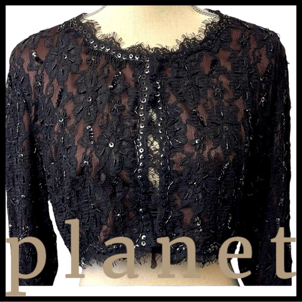 Planet Black Lace Sequin Crop Open Top Snap Top (L/12)